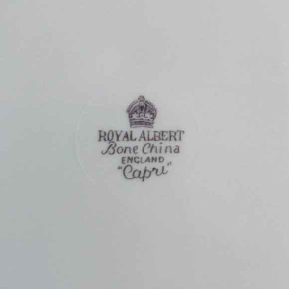 Royal Albert "Capri" Round Vegetable Bowl 9.25" - Picture 5 of 6
